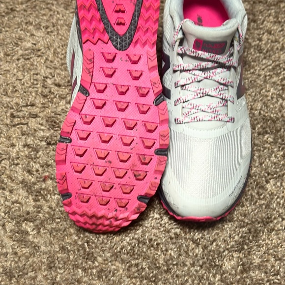 Women running/cross trainers - Picture 3 of 7